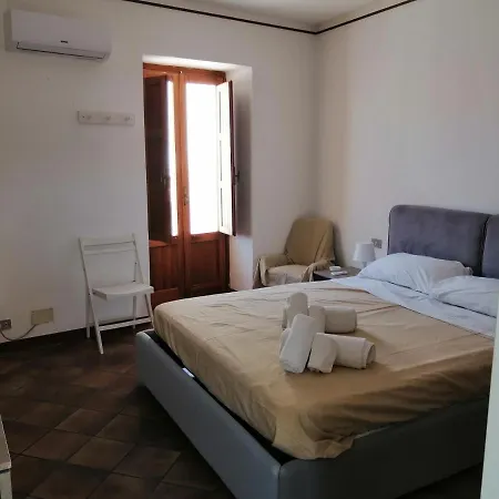 Stanza A 4* Cefalù